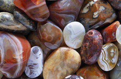 Tumbled Rocks Not Shiny? How to Get a Perfect Polish How To Polish Shells, Ivory Bar Soap, Tumbled Rocks, How To Polish Rocks, How To Make Rocks, Vibratory Tumbler, Rock Tumbling, Ivory Soap, Lapidary Supplies