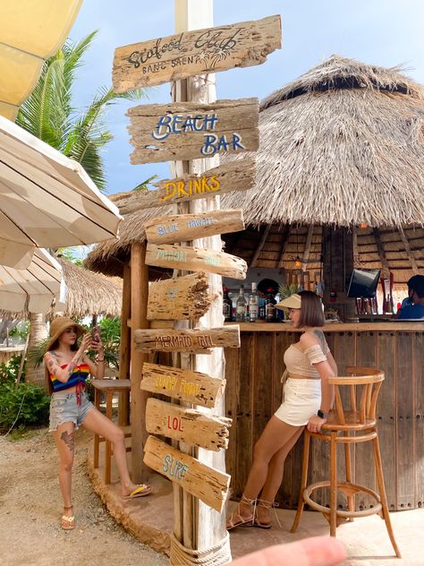 Outdoor Beach Cafe Design, Beach Cafe Design Ideas, Cafe Beach Aesthetic, Beach Restaurants Design, Cafe Beach Design, Beach Bars Design, Summer Cafe Aesthetic, Beach Restaurant Exterior, Beach Coffee Shop Aesthetic