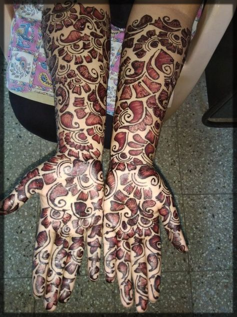 Latest Shaded Mehndi Designs 2021 for Front and Back Hand Black Mehndi Designs Arabic, Arabian Mehndi, Black Mehndi Designs, Black Mehndi, Hina Designs, Arabian Mehndi Design, Mehndi Designs Arabic, Latest Arabic Mehndi Designs, Indian Mehndi