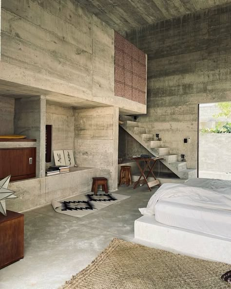 ludwig godefroy draws from mayan temples for brutalist 'casa dzul' 70s Brutalist Interior, Diy Brutalist Furniture, Brutalist Interior Living Room, Organic Brutalism, Brutalist Bedroom, Black And Gold Bedroom Ideas, Dune Architecture, Brutalist Interior Design, Brutalist Home