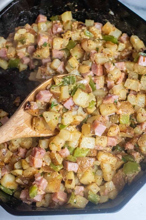 Diced Ham Recipes, Recipes With Diced Ham, Ham And Potato Recipes, Holiday Ham Recipes, Potato Hash Recipe, Ham Breakfast, Ham Potato, Easy Ham, Leftover Ham Recipes