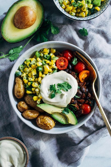 Roasted Potato Burrito Bowls from Making Thyme for Health Potato Burrito, Buddha Bowl Sauce, Crispy Roasted Potatoes, Potato Bowl, Burrito Bowls Recipe, Roasted Potato, Burrito Bowls, Gluten Free Grains, How To Cook Potatoes