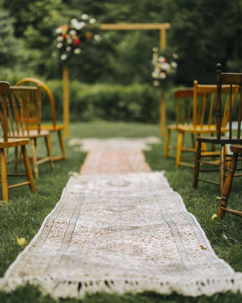 Create a stunning aisle with our vintage carpet runners, leading you to your perfect ‘I do’ moment. 💍 ⁣ ⁣ We have 12 available for rent for your special day. Contact us to reserve yours now! ⁣ ⁣ ⁣ ⁣ Co-concept creator, napkins + styling: @fionalauevents ⁣⁣ Co-concept creator, decor + tableware: @unaviavintage⁣ Photography: @carlahoganphotography⁣ Venue + florals: @lesjardinssheffield⁣ Candles: @wakefieldcandleco⁣ Stationery: @theweddingscientist⁣ ⁣ ⁣ ⁣ ⁣ ⁣ ⁣ ⁣ ⁣ ⁣ #unaviavintage #vintagerenta... Rug Aisle Wedding, Rug Wedding Aisle, Carpet Wedding Aisle, Rugs Wedding, Vintage Boho Wedding, Aisle Runners, Aisle Runner Wedding, Aisle Runner, Mexican Wedding