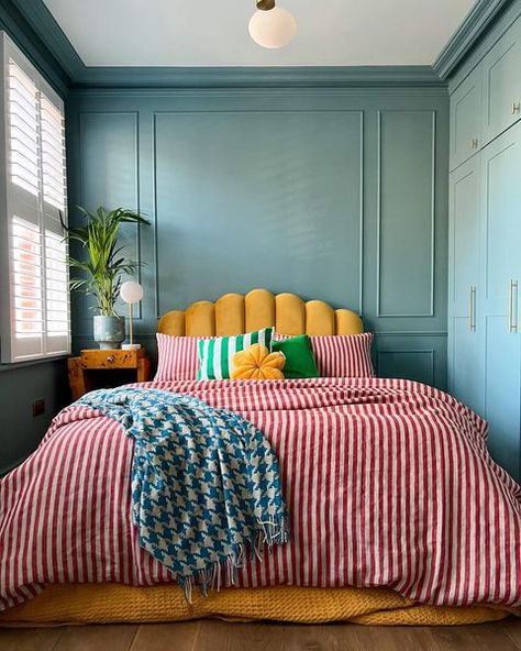 Farrow & Ball on Instagram: “Time for a battle of the blue bedrooms! Meet #BerringtonBlue and #SloeBlue 💙 Both archived colours from our Liberty edit, these beautiful…” Bedroom Mustard Yellow, Bedroom Mustard, Yellow Headboard, Oval Room Blue, Blue Bedrooms, Bedroom 2024, Eclectic Bedroom, Spare Bedroom, Blue Bedroom