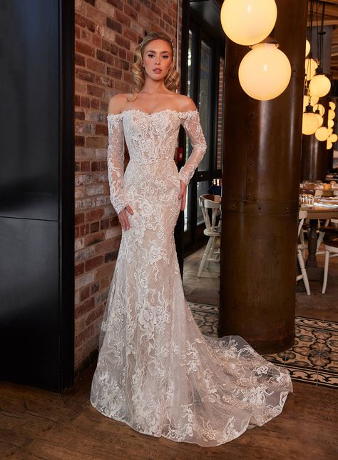 Sleeved Wedding Dress, Calla Blanche, Curvy Wedding, Off Shoulder Wedding Dress, Bridal Elegance, Long Sleeve Wedding Dress Lace, Dream Wedding Ideas Dresses, Long Sleeve Wedding, Fall Wedding Dresses