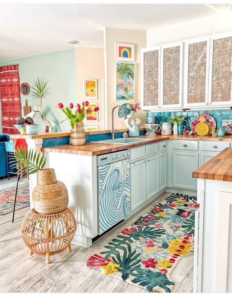 Boho Kitchen Ideas, Tropical Kitchen, Green Kitchen Cabinets, Green Cabinets, Boho Kitchen, Kitchen Themes, Green Kitchen, The Design Files, Dream House Decor