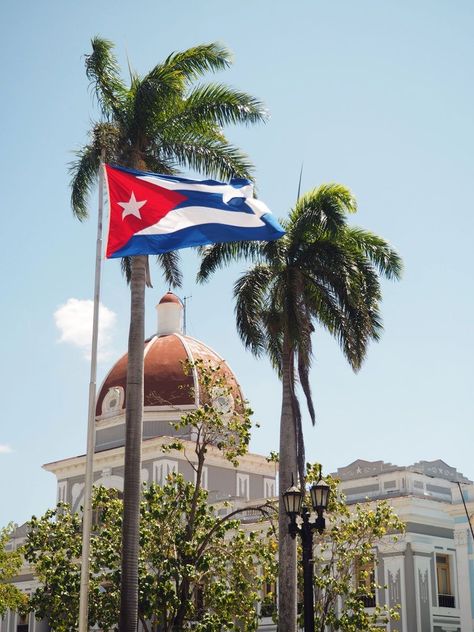 Cuba Flag Aesthetic, Cuba Aesthetic, Cuba Itinerary, Cuba Pictures, Vintage Cuba, Viva Cuba, Cuba Photos, Cuban Flag, Cuba Flag