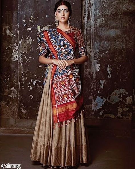 Banarasi Print, Gaurang Shah, Patola Design, Designer Bridal Lehenga Choli, Choli Dress, Bandhani Dress, Lehnga Dress, Lehenga Blouse Designs, Half Saree Designs