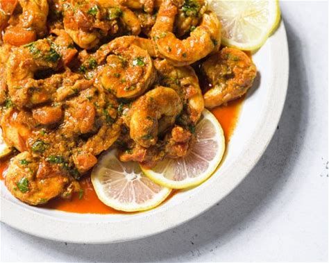 moroccan harissa garlic shrimp - Bing Moroccan Salad, Street Magazine, Sweet Shrimp, Milk Street, Shellfish Recipes, Shrimp Dishes, International Food, Garlic Shrimp, Food Writing