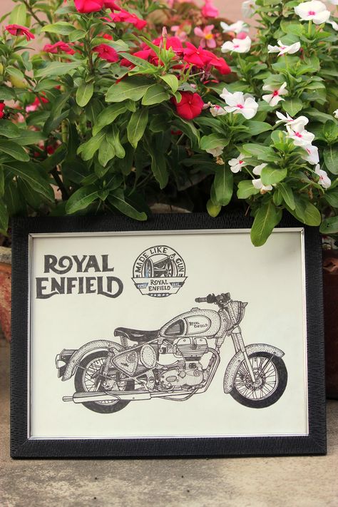 Royal Enfield on Behance Royal Enfield Painting On Canvas, Royal Enfield Pencil Sketch, Royal Enfield Drawing Pencil, Royal Enfield Painting, Royal Enfield Sketch, Royal Enfield Drawing, Bullet Drawing, Royal Enfield Logo, Motor Girl