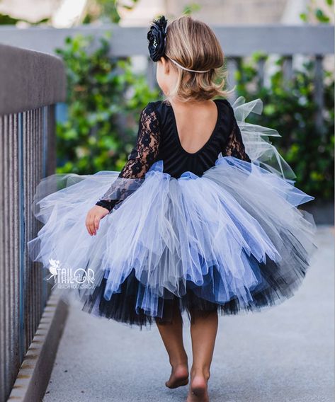 Diy Tutu Dress, Gray Tutu, Tutu Skirt Outfit, Tulle Skirts Outfit, Girl Tutu Skirt, Tutu Skirts, Baby Skirt, Kids Couture, Flower Girl Tutu