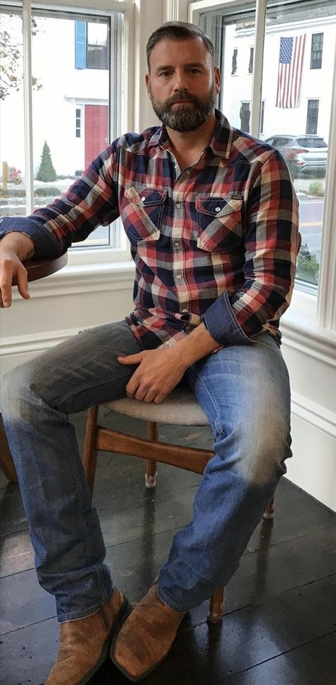 Smokin' Hot Men Rugged Men Style, Lumberjack Men, Lumberjack Style, Handsome Bearded Men, Older Mens Fashion, Handsome Older Men, Estilo Country, Ginger Men, Rugged Men