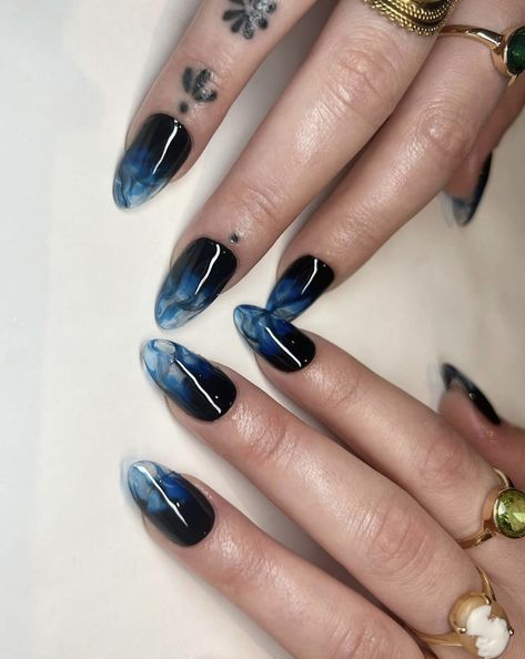 Petrol Blue Nails, Black Blue Nails, Black And Blue Nails, Black Nails Short, Men Nails, Black Almond Nails, Dark Blue Nails, Almond Nails Designs, Blue Nail Designs