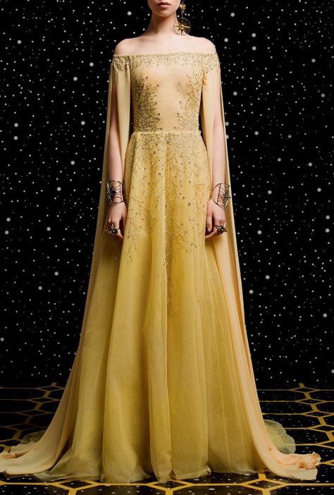 Inspired by Naboo countryside Yellow Gown, Georges Hobeika, Zuhair Murad, Fantasy Dress, Gorgeous Gowns, Fantasy Fashion, Beautiful Gowns, Fancy Dresses, Yellow Dress