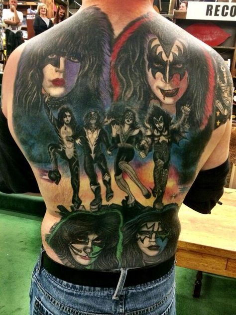 Embedded image permalink Kiss Band Tattoo, Music Related Tattoos, Kiss Tattoos, Band Tattoos, Kiss Army, Face The Music, Year Book, Ace Frehley, Paul Stanley