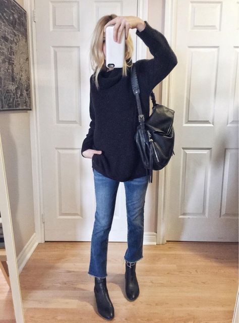 What I Wore This Week - livelovesara Sock Boots Outfit, Turtleneck Sweater Outfit, Comfy Jeans Outfit, Sock Boots, Outfit Look, Jeans Outfit, Mode Inspo, Casual Winter Outfits, Casual Fall Outfits