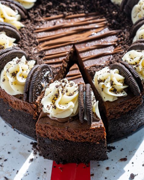 Oreo Nutella Cheesecake, Cheesecake Ideas, Crumble Cookie, Dark Chocolate Recipes, Oreo Cookie Crust, Nutella Cheesecake, Classic Cheesecake, Oreo Crust, Cheesecake Filling