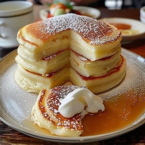 Pancakes Aesthetic, Gordon Ramsay Recipes, French Toast Pancakes, Gordon Ramsay Recipe, Japanese Pancake, Grandma Cooking, Chef Gordon, Meal Prep Clean Eating, Savory Appetizer