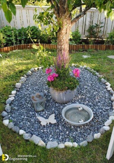 Stone Flower Beds, Landscaping Around Trees, Small Yard Landscaping, Garden Corner, River Rock Landscaping, Rock Garden Design, Ideas For Decorating, Corner Decor, Flower Garden Design