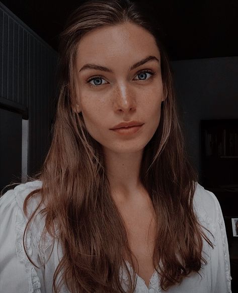 Nesta Acheron, Nesta Archeron, Light Brown Skin, Skin Model, A Court Of Wings And Ruin, A Court Of Mist And Fury, Sarah J Maas, Light Brown Hair, Beauty Face