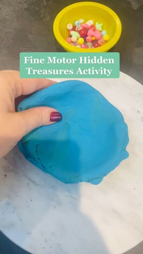 Fun Fine Motor Activities, Preschool Fine Motor Activities, Fine Motor Activities For Kids, Physical Activities For Kids, Fun Home Activities, Nursery Activities, Preschool Fine Motor, Kindergarten Learning Activities, Baby Learning Activities