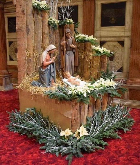 Advent Church Decorations, Christmas Nativity Images, Christmas Crib Ideas, Christian Christmas Decorations, Christmas Flower Decorations, Church Christmas Decorations, Church Altar Decorations, Christmas Nativity Set, Christmas Flower Arrangements