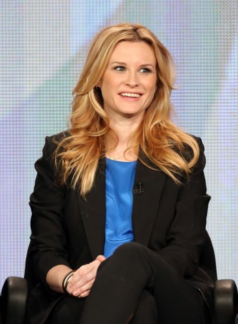 Bonnie Somerville, Nypd Blue, American Story, Golden Boy, Beautiful Ladies, Beautiful Woman, Picture Photo, Women's Blazer, Bomber Jacket