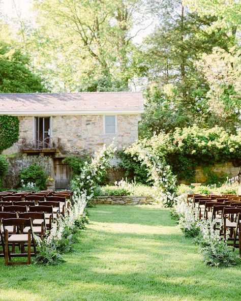 Best Wedding Venues In Massachusetts: Reviews Prices Blue Wedding Receptions, Massachusetts Wedding Venues, Boston Wedding Venues, Garden Estate, Garden Weddings Ceremony, Garden Venue, Greenhouse Wedding, Massachusetts Wedding, Garden Wedding Venue