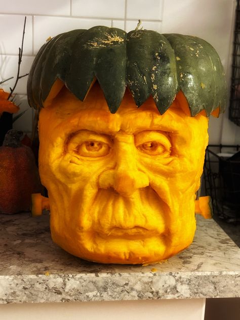 Sculpted frankenstein pumpkin with squash hair Frankenstein Pumpkin Carving, Pumpkin Frankenstein, Frankenstein Pumpkin, Halloween 2015, Hallows Eve, Frankenstein, Pumpkin Carving, Carving, Halloween