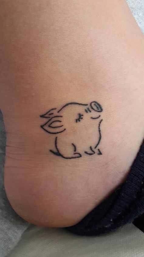 Pig Snout Tattoo, Tiny Pig Tattoo, Pookie Tattoo, Cute Pig Tattoo, Piggy Tattoo, Pig Tattoo Ideas, Tiny Pigs, Pig Tattoo, Pig Nose