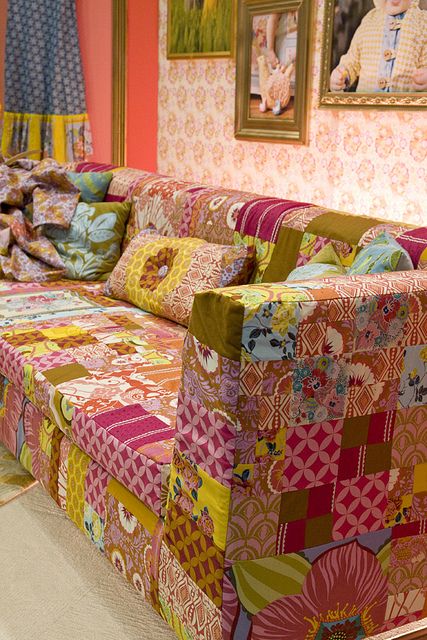 Patchwork sofa - not quite a look I would typically go for but I am definitely liking the idea behind it. Patchwork Couch, Patchwork Chairs, Bohemian Couch, Reupholstered Chairs, Patchwork Upholstery, Nutella Recipe, Patchwork Furniture, Patchwork Sofa, Bohemian Sofa