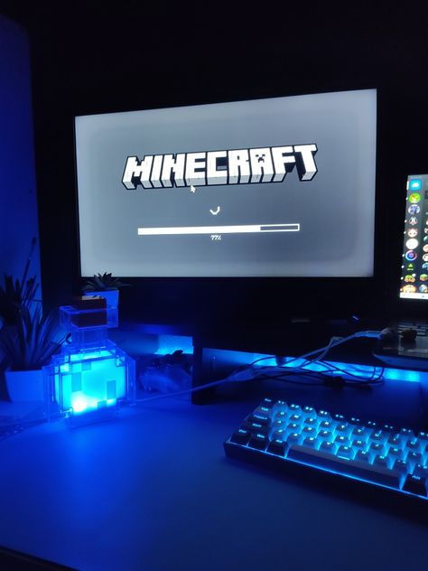 Minecraft, blue, girl setup, gaming setup Minecraft Setup, Guy Bedroom Aesthetic, Gaming Rooms, Setup Gamer, Gamer Setup, Ps5 Controller, Pc Setups, Minecraft House Designs, Mens Bedroom