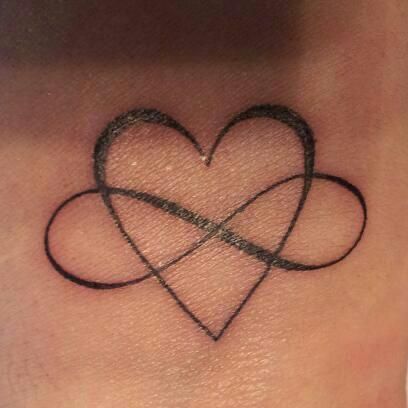 Infinity Love Tattoo, Small Infinity Tattoos, Infinite Tattoo, Heart With Infinity Tattoo, Tattoo Infinity, Hook Tattoos, Memorial Tattoo Quotes, Love Heart Tattoo, Infinity Symbol Tattoo