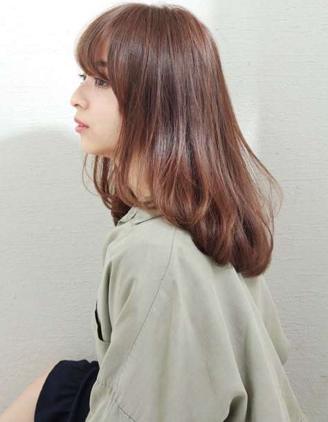 Curl Short Hair, Brown Hair Bangs, Girl Brown Hair, C Curl, Hair Catalog, Hair Bangs, Japanese Hairstyle, Asian Hair, Long Hair Cuts