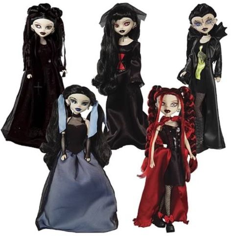 BeGoths Doll Collection Scary Toys, Apple Dolls, Goth Dolls, Gothic Shop, Living Dead Dolls, Band Wallpapers, Gothic Dolls, Creepy Dolls, Bratz Doll