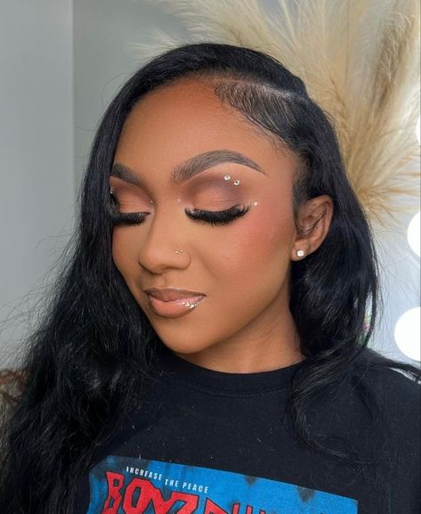 Client Makeup, Birthday Makeup Looks, Natural Glam Makeup, Glitter Makeup Looks, Makeup Black Women, Rhinestone Makeup, Prom Makeup Looks, Makeup Icons, Makeup For Black Skin