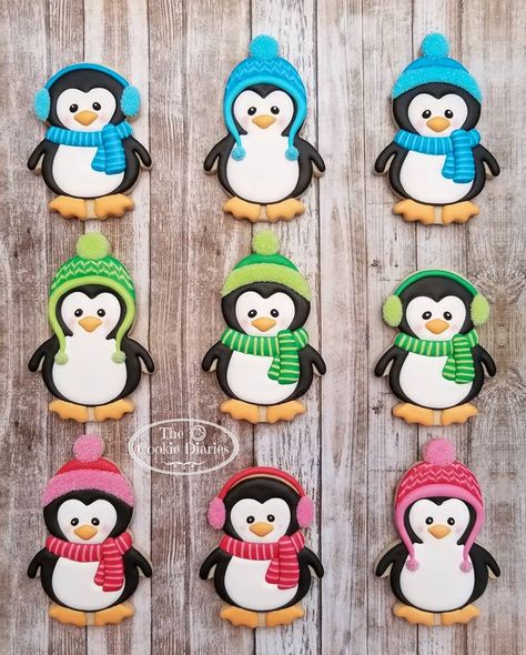 Penguin Cookies, Winter Caps, Christmas Gingerbread Cookies, Holiday Cookies Christmas, Christmas Biscuits, Penguin Ornaments, Winter Cookie, Christmas Cookie Exchange, Xmas Cookies