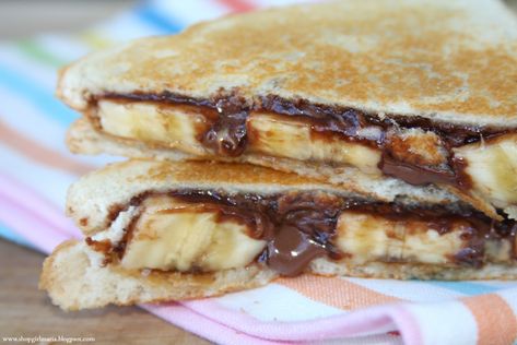 Peanut Butter | A Homemade Living Peanut Butter And Banana Sandwich, Nutella Peanut Butter, Nutella Sandwich, Grilled Bananas, Banana Toast, Peanut Butter And Banana, Banana Sandwich, Nutella Crepes, Peanut Butter Nutella