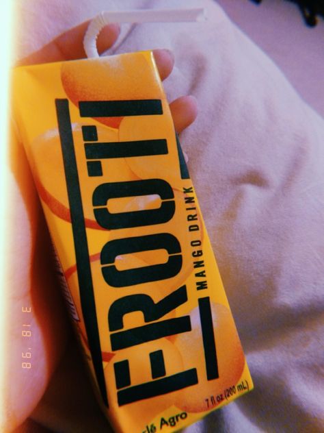 yellow aesthetic Frooti Juice Snapchat, Frooti Juice, Juice Snapchat, Drink Snap, Snacks Vegetarian, Red Bull Drinks, Aesthetic Snap, Aesthetic Drinks, Ideal Life