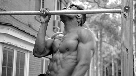 Tip: 4 Weeks to a One-Arm Pull-Up One Arm Pullup, Pullup Progression, Squat Program, Mass Workout, Gain Muscle Fast, Reverse Curls, Upper Back Exercises, Big Arms, Lat Pulldown