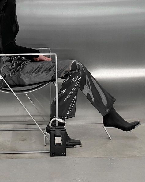 HELIOT EMIL on Instagram: “AW20 Liquid Metal Trousers. Carabiner Phone Sling. Metal Heels Boots” Metal Heels, Heliot Emil, Ankle Boots Women, Liquid Metal, High Ankle Boots, Short Boot, Vibe Clothes, Heels Boots, Men Fashion Casual Outfits