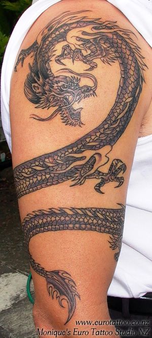 Not sure about THIS dragon, but I love the idea of a dragon wrapped AROUND the arm. Surprisingly VERY hard to find pictures of. All I find are just stationary on the arm. Personal Tattoos, Dragon Tattoo Arm, Tattoos Dragon, Dragons Tattoo, Around Arm Tattoo, Wrap Around Tattoo, Dragon Tattoos For Men, Dragon Sleeve, Hippie Tattoo