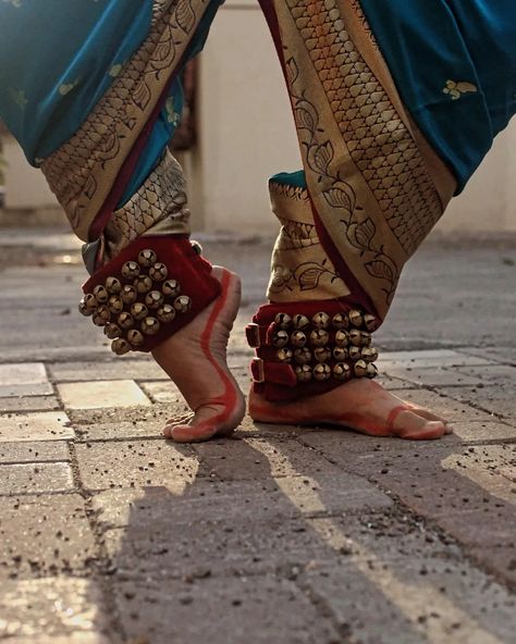 Classical Dancer Photography, Indian Classical Dance Photography, Odissi Dance Photography, Bharatnatyam Ghungroo, Ghungroo Photography, Ghungroo Aesthetic, Classical Dance Aesthetic, Bharatnatyam Aesthetic, Classical Dance Photography