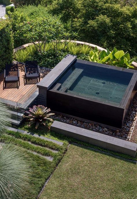 Backyard Getaway, Piscina Interior, Plunge Pools, Small Swimming Pools, Hot Tub Backyard, Diy Swimming Pool, Small Pool Design, Small Pools, Diy Pool