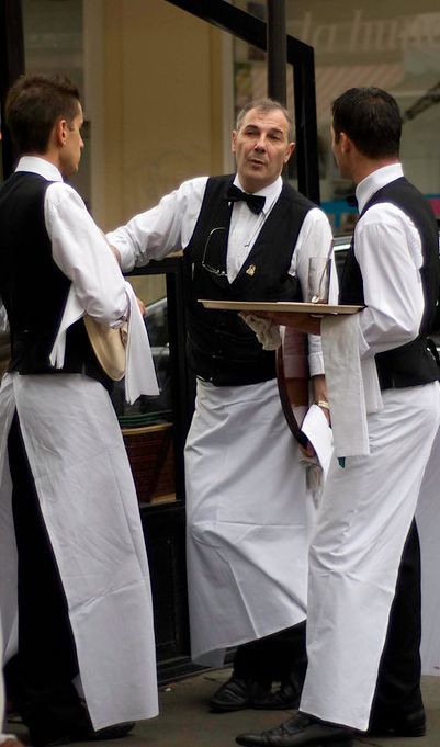 Champaign Bar, Italian Restaurant Interior, Cabaret Musical, Waiter Uniform, Classic Restaurant, Parisian Bistro, Restaurant Uniforms, Parisian Cafe, Staff Training