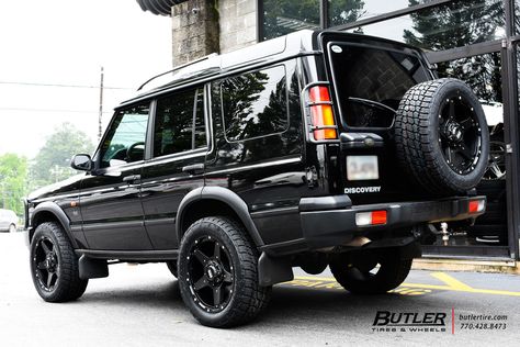 Land Rover Discovery with 20in Grid Offroad GD4 Wheels exclusively from Butler Tires and Wheels in Atlanta, GA - Image Number 11036 Land Rover Discovery 2016, Land Rover Defender Custom, Discovery Car, Range Rover Wheels, Land Rover Discovery 1, Land Rover Discovery 2, 2007 Chevy Silverado, Hummer Cars, Discovery 2