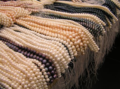 China pearl market | Pearl Market – Beijing   Love the gumball pink pearls.  They are ice cold though! Pearl Market, Holiday China, China Culture, Explore China, Visit China, Beijing China, Beautiful Tiaras, Happy Travels, China Travel