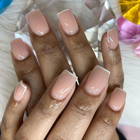 Simply Styled by DeeDee on Instagram: “Fill-in | Outline-Nail Design Peachy-Pink Acrylic Appointments | Link in bio” Outline Nails Design, Stilleto Nails Designs, Overlay Nails, Fantasy Nails, Nude Nail Designs, Ombre Acrylic Nails, Work Nails, Short Square Acrylic Nails, Short Acrylic Nails Designs