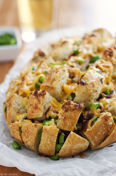 Bacon Pull Apart Bread, Pull Apart Cheese Bread, Jalapeno Cheese Bread, Bread Pull Apart, Pull Apart Garlic Bread, Stuffed Breads, Food Catalog, Savory Breads, Bacon Appetizers