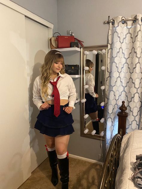 Mia Colucci Outfits Rbd, Rebelde Mia Colucci Outfits, Mia Colucci Rebelde Way Outfits, Outfit Rbd, Rebelde Uniform Outfits, Rbd Rebelde Costume, Mia Colucci Iconic Outfits, Rebelde Iconic Outfits, Rbd Outfits